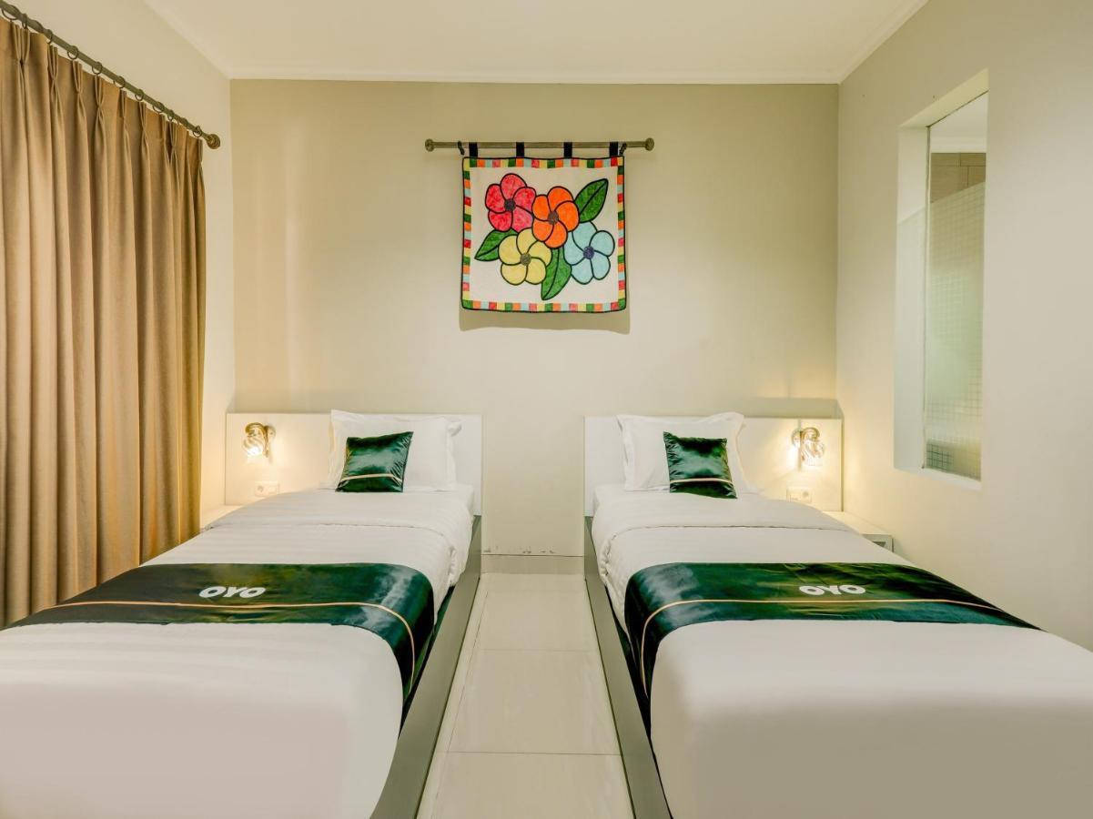 Hotel Collection O 3945 Bale Tardian Syariah à Melati Extérieur photo