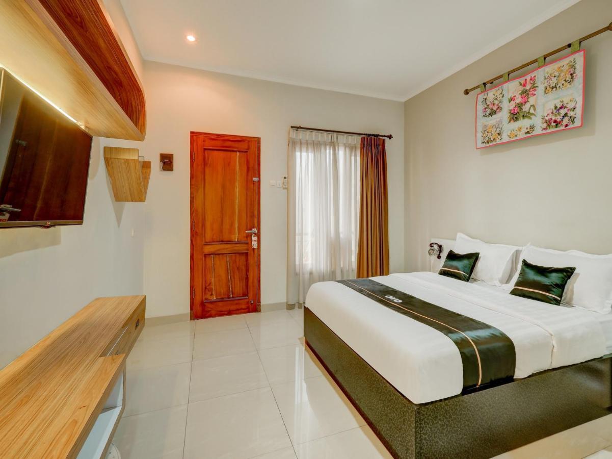 Hotel Collection O 3945 Bale Tardian Syariah à Melati Extérieur photo